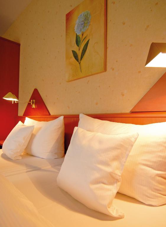 Itm Hotel Deutsches Haus Hamburg-Harburg Buitenkant foto